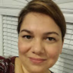 Meet your Posher, Claudia